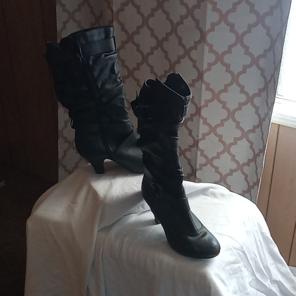 Black boots